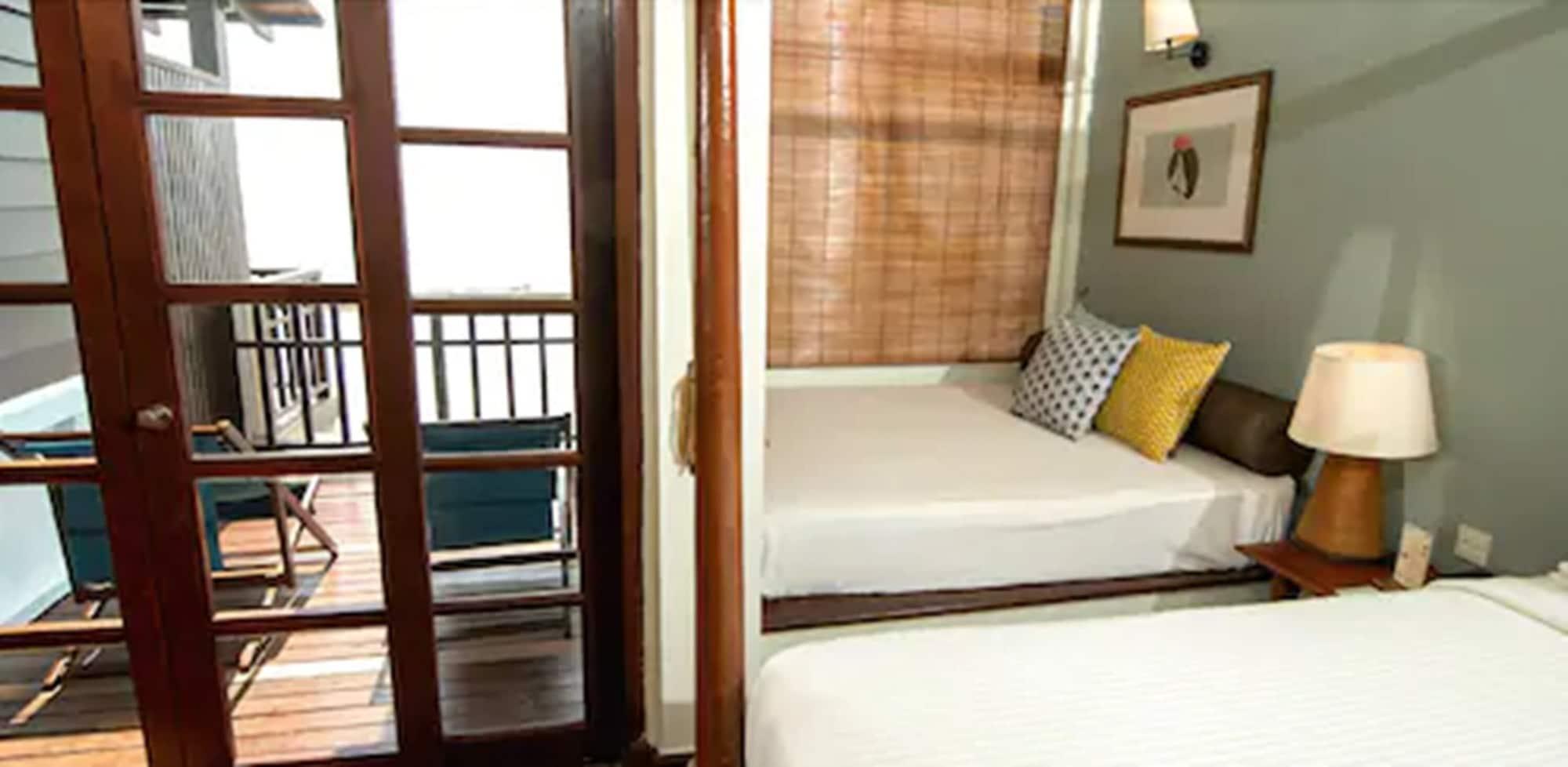 Hotel Avillion Port Dickson Exterior foto A room at the hotel