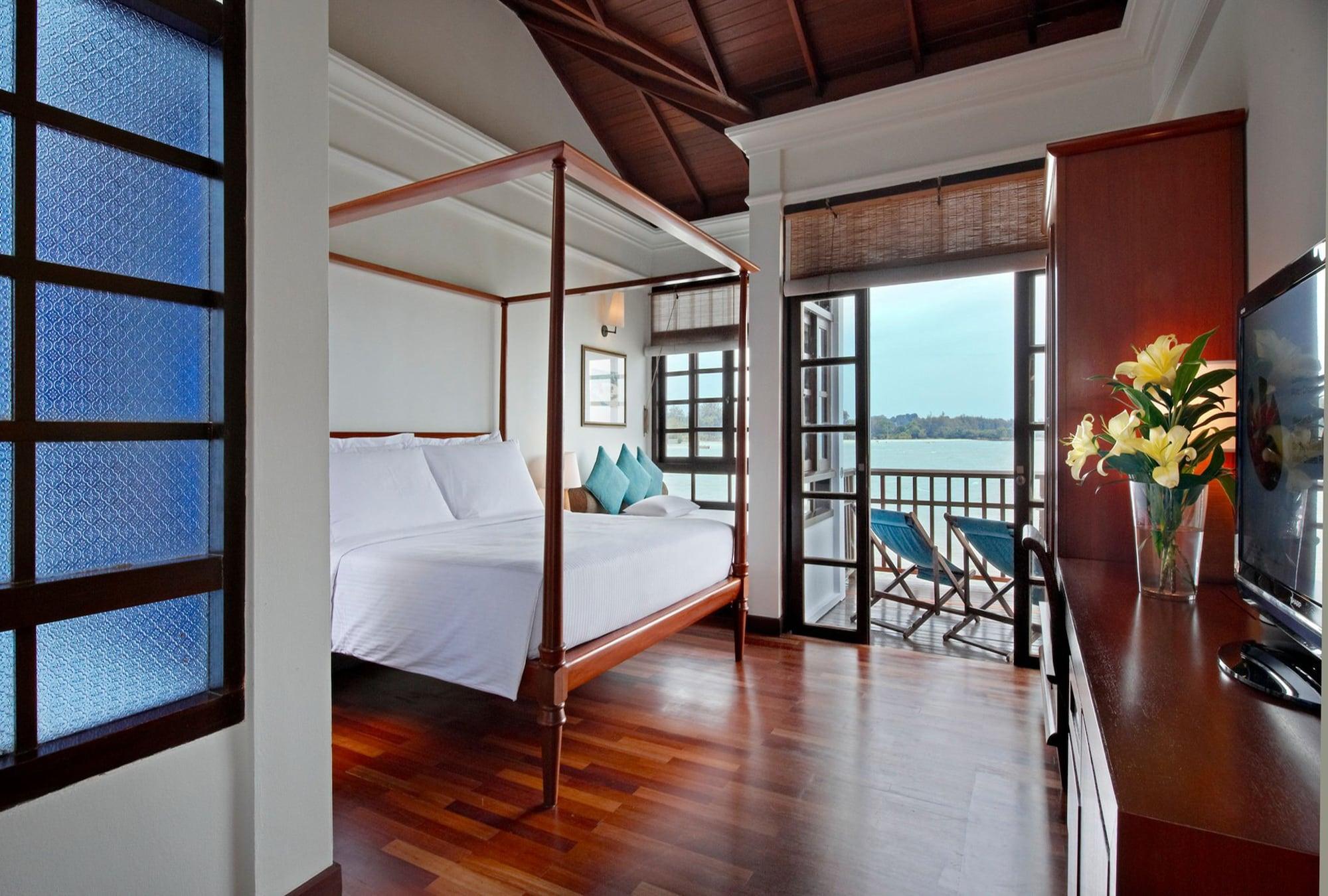 Hotel Avillion Port Dickson Exterior foto A bedroom at the Royal River Boutique Hotel