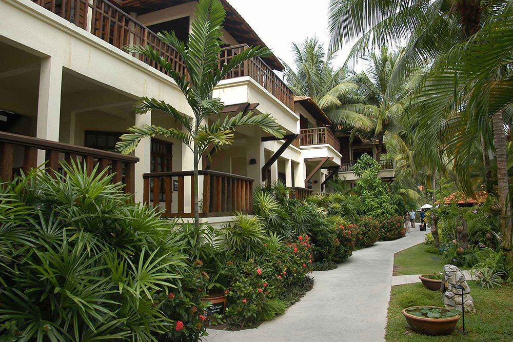 Hotel Avillion Port Dickson Exterior foto The Villas